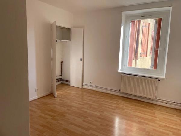 Location Appartement 4 pièces 72 m2 à Lavelanet