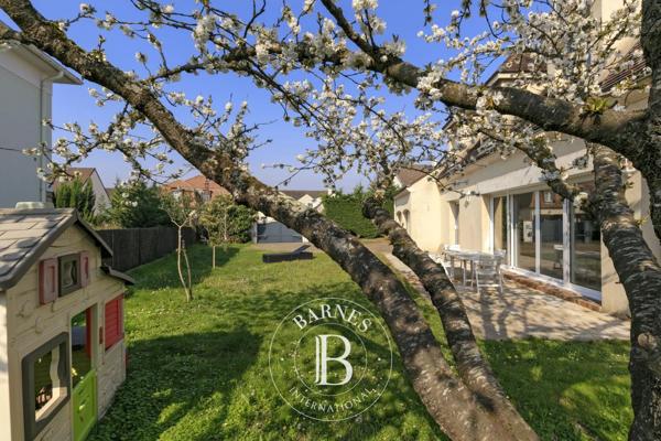 Croissy-sur-Seine, Maison 5 Chambres -  189 m² à vendre