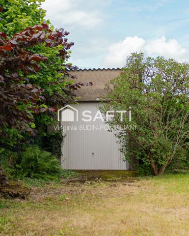 MAISON INDIVIDUELLE : 3 CHAMBRES, JARDIN, GARAGES