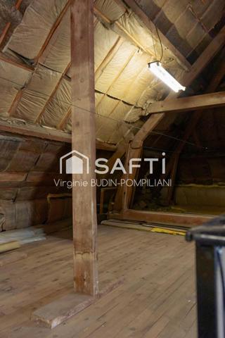 MAISON INDIVIDUELLE : 3 CHAMBRES, JARDIN, GARAGES