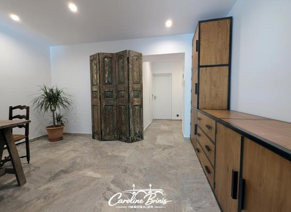 Appartement rénové avec jardin de 90 m² et piscine - Bordeaux St Genes/St Nicolas- T2 bis 60 m²