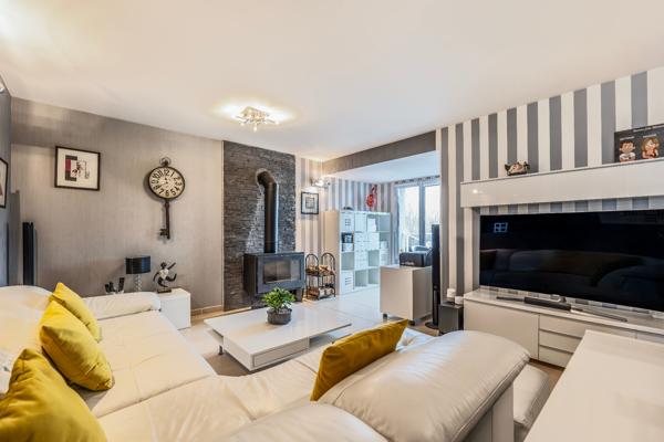 Maison 10 pièces 280 m²