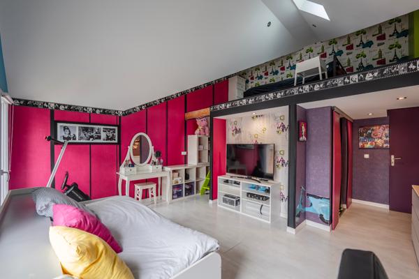 Maison 10 pièces 280 m²