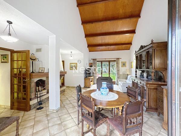 Maison spacieuse à vendre à Domont - 4 chambres, jardin et garage