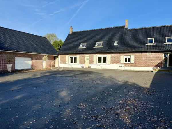 Local d activites de 230 m²