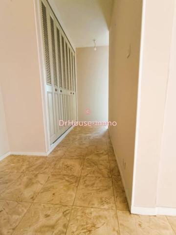 Appartement à louer 3 pièces de 66 m²