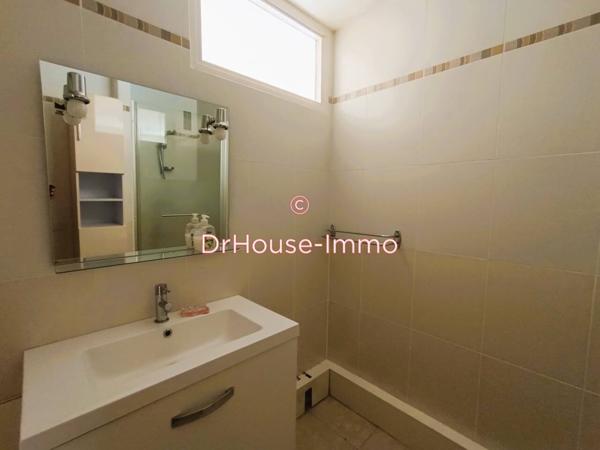 Appartement à louer 3 pièces de 66 m²