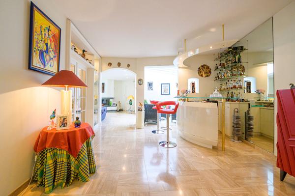 Maison La Flotte 6 pièce(s) 214 m2