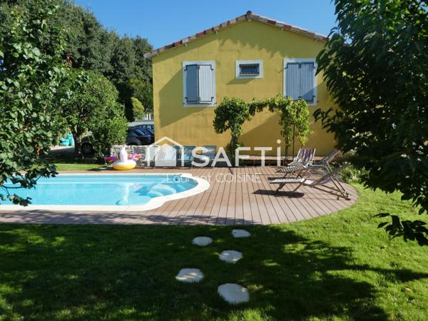 Élégance et confort pour cette maison familiale T6 sans travaux, avec piscine et prestations soignées