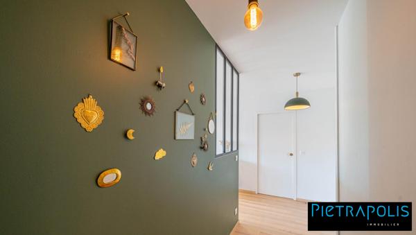 T3 stylé à la rénovation raffinée !