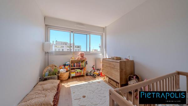 T3 stylé à la rénovation raffinée !