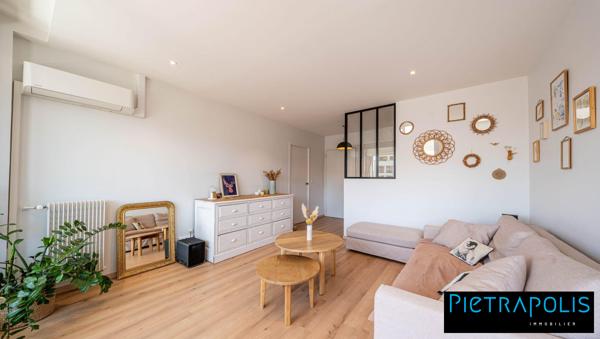 T3 stylé à la rénovation raffinée !