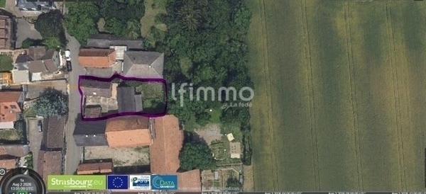 Belle opportunité : maison avec grange, jardin , garage et dépendance