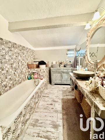 Maison à vendre 4 pièces 136 m² Le Cannet-des-Maures