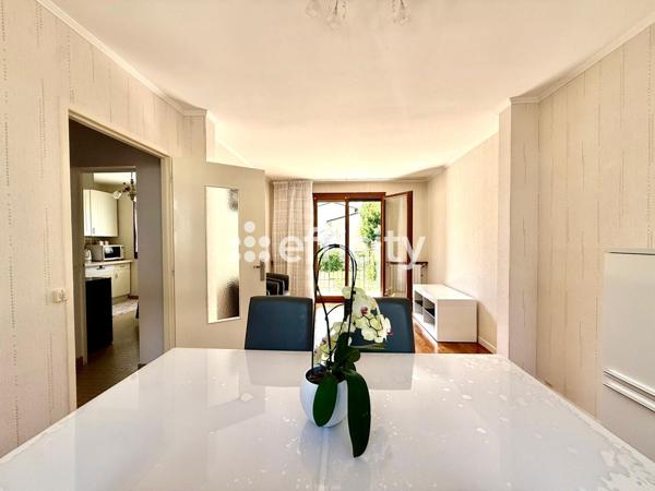 Maison 6 pièces - 83 m² Exclusivité efficity