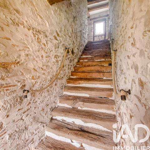 Maison à vendre 10 pièces 236 m² Trémentines