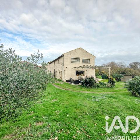 Maison à vendre 10 pièces 236 m² Trémentines