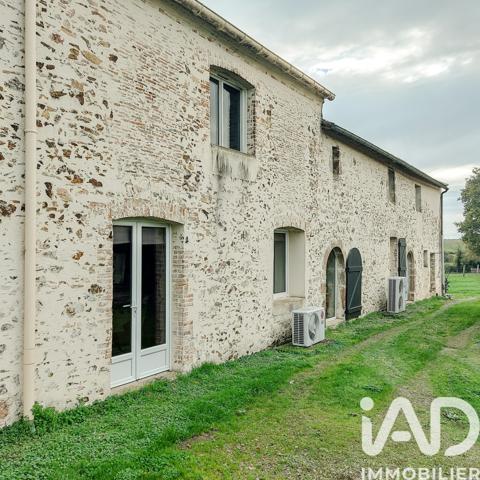 Maison à vendre 10 pièces 236 m² Trémentines