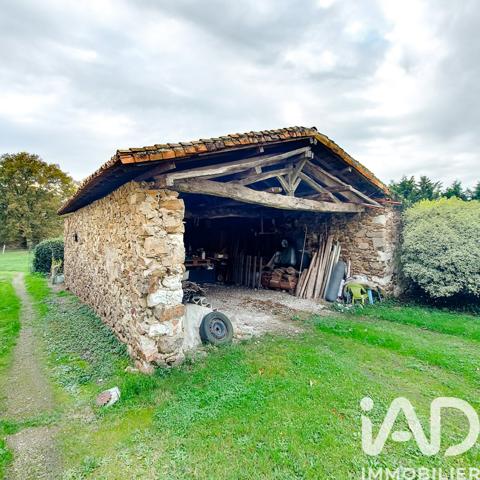 Maison à vendre 10 pièces 236 m² Trémentines