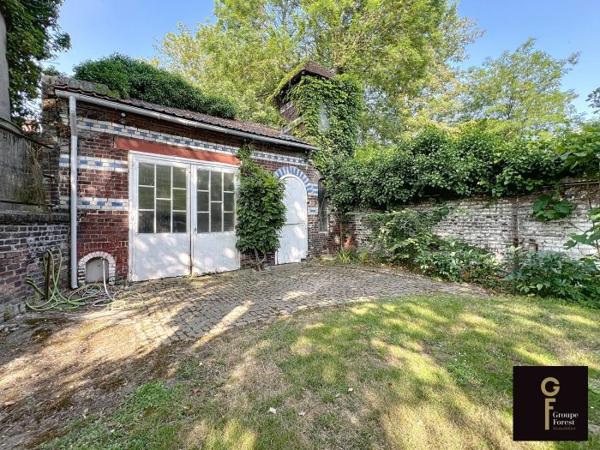 Maison individuelle La Madeleine Secteur La Madeleine 247 m²