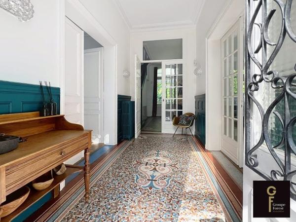 Maison individuelle La Madeleine Secteur La Madeleine 247 m²