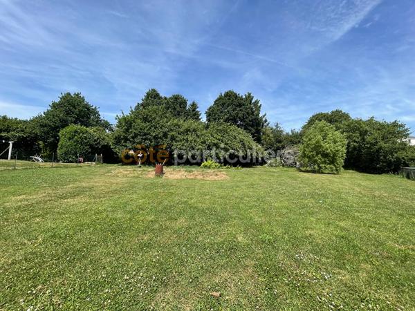 Vente
                Terrain1039 m² - MOON SUR ELLE (50680)