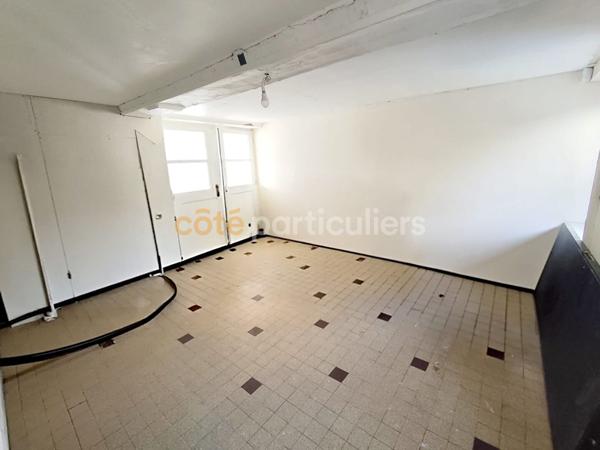Vente
                Maison167 m² - 8 Pièces -
                    MEZIDON VALLEE D AUGE (14270)
