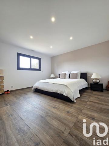 Maison à vendre 5 pièces 210 m² Pia