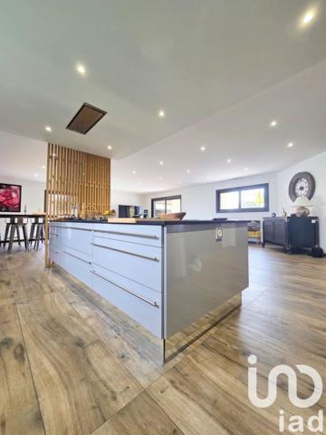 Maison à vendre 5 pièces 210 m² Pia