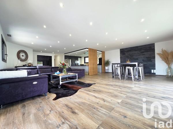 Maison à vendre 5 pièces 210 m² Pia