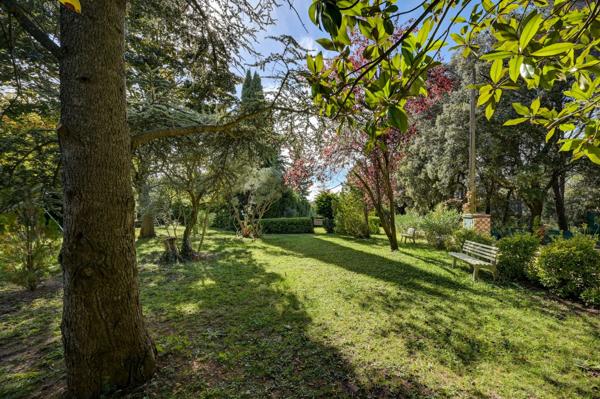 Vente Maison de luxe Aix-en-Provence 5 Pièces 220 m²