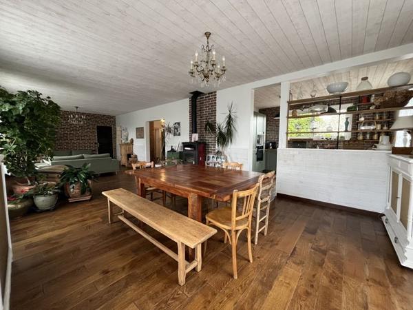 Maison à vendre |  Chars |  8 pièces | 201 m²