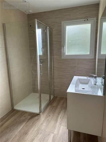 Maison à louer à Massignieu-de-Rives dans l'Ain (01300), ref : 01082-L81