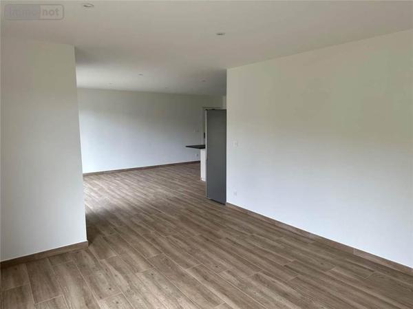 Maison à louer à Massignieu-de-Rives dans l'Ain (01300), ref : 01082-L81