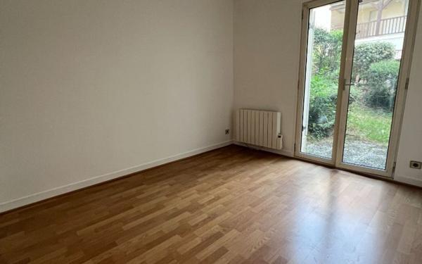 Appartement à louer    2 pièces •  Antony