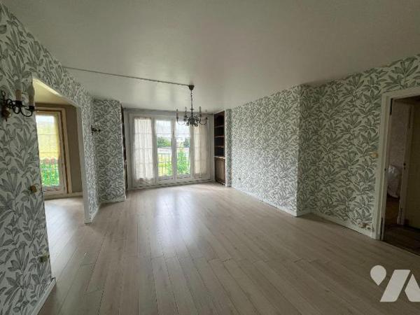 Appartement à vendre à Boulogne sur Mer (proche du Dernier sou)
Notre Service Immobilier vous ...