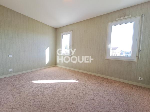 MAISON À VENDRE DE 6 PIÈCES DE 160,00 M²