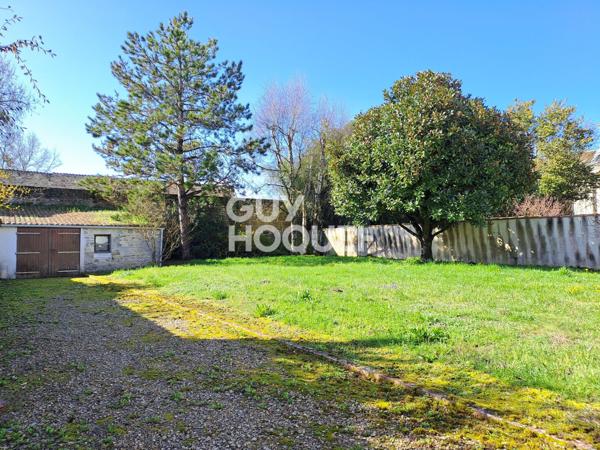 MAISON À VENDRE DE 6 PIÈCES DE 160,00 M²