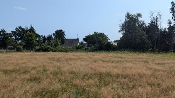 5 terrains constructibles libres de constructeur à Lignol