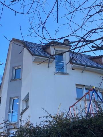 MAISON FAMILIALE imaginée par D. Rougé, Architecte