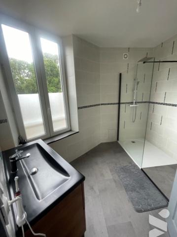 Une maison semi mitoyenne à usage d’habitation