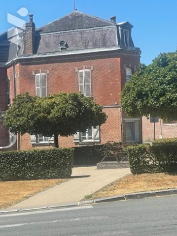 Une maison semi mitoyenne à usage d’habitation