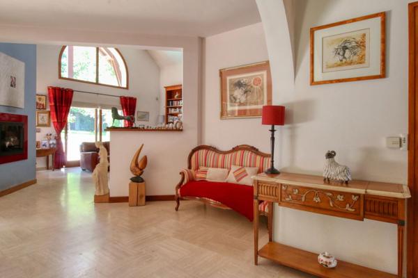 Élégance intemporelle pour cette propriété de prestige à Barberaz