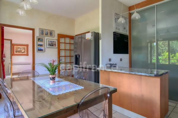 Élégance intemporelle pour cette propriété de prestige à Barberaz