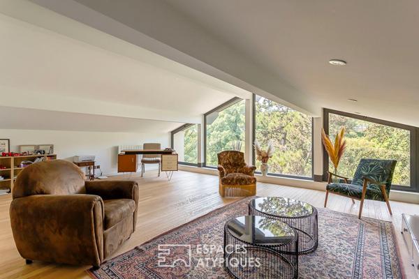 Maison contemporaine dans un écrin végétal