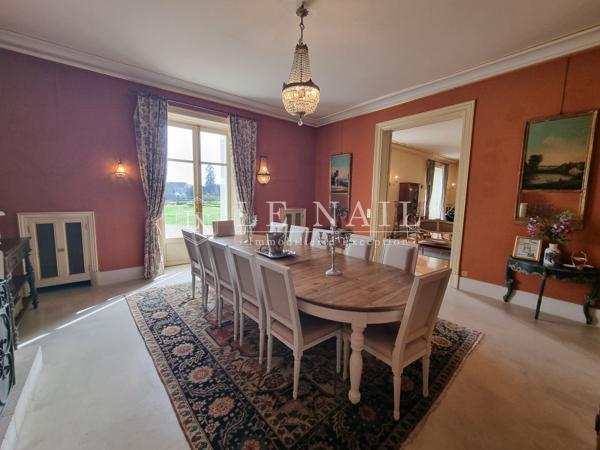 Maison Louis-Philippe en position dominante en Touraine