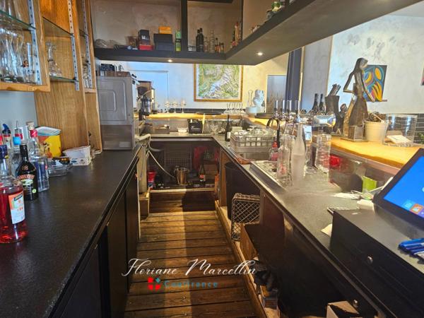 À VENDRE – Fonds de commerce Restaurant / Bar – 400 m² – Cluses (74300)