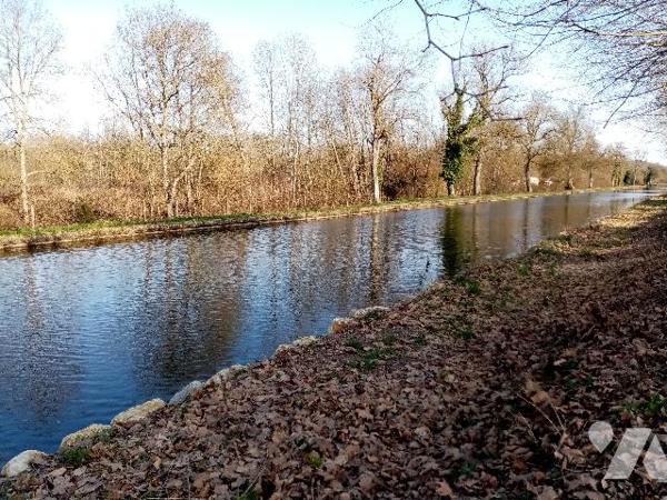 maison individuelle avec terrain attenant de 215 m²