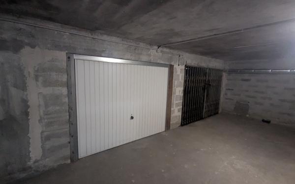 Stationnement à vendre    16,86 m2 Cannes