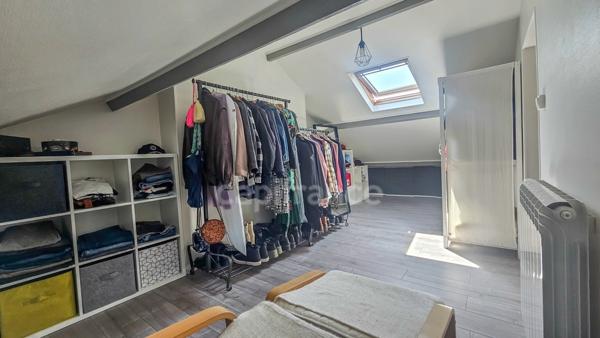 Appartement à vendre 4 pièces ETAMPES (91) avec garage, buanderie, cave et terrain clos.